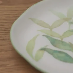 Maison Ghibli Cuisine Et Table|Assiette 23 cm forme nuage Totoro - Mon Voisin Totoro