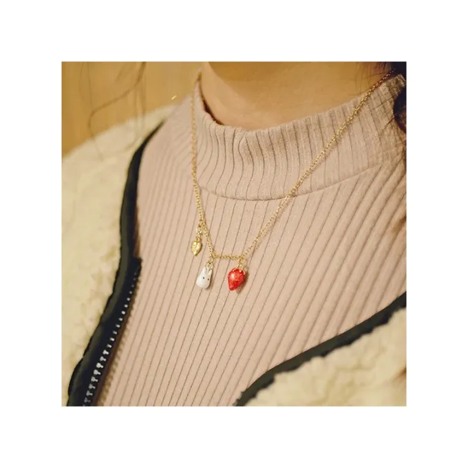 Maison Ghibli Bijoux|Collier Totoro Blanc Et Fraises - Mon Voisin Totoro