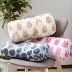 Maison Ghibli Mobilier|Coussin brique moiré Noiraude silhouette   - Mon Voisin Totoro