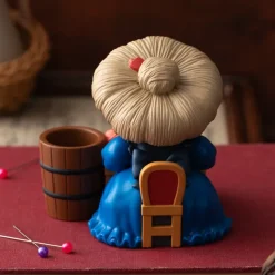 Maison Ghibli Boites À Bijoux|Figurine pot à crayon Yubaba tricote - Le Voyage de Chihiro