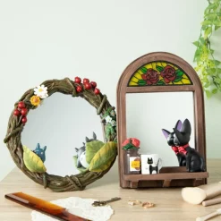 Maison Ghibli Décoration|Miroir Jiji devant la glace - Kiki la petite sorcière