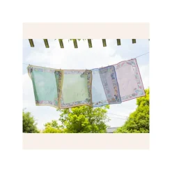 Maison Ghibli Textile|Mouchoir Chemin du vent vert clair - Mon Voisin Totoro