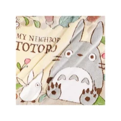 Maison Ghibli Linge De Maison|Plaid Feuilles et noisettes - Mon Voisin Totoro